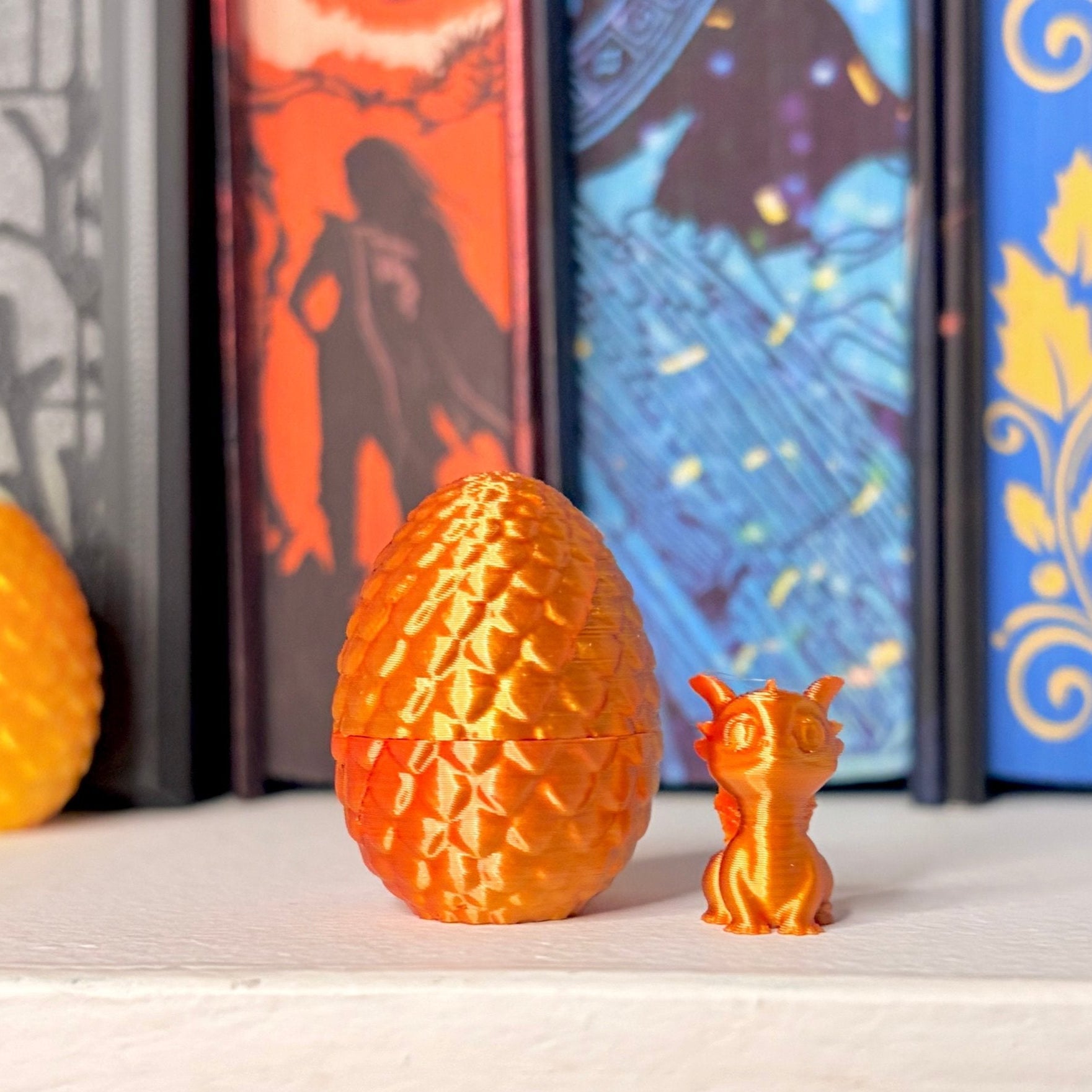 3D Printed Baby Dragon in an Egg - keychain version available