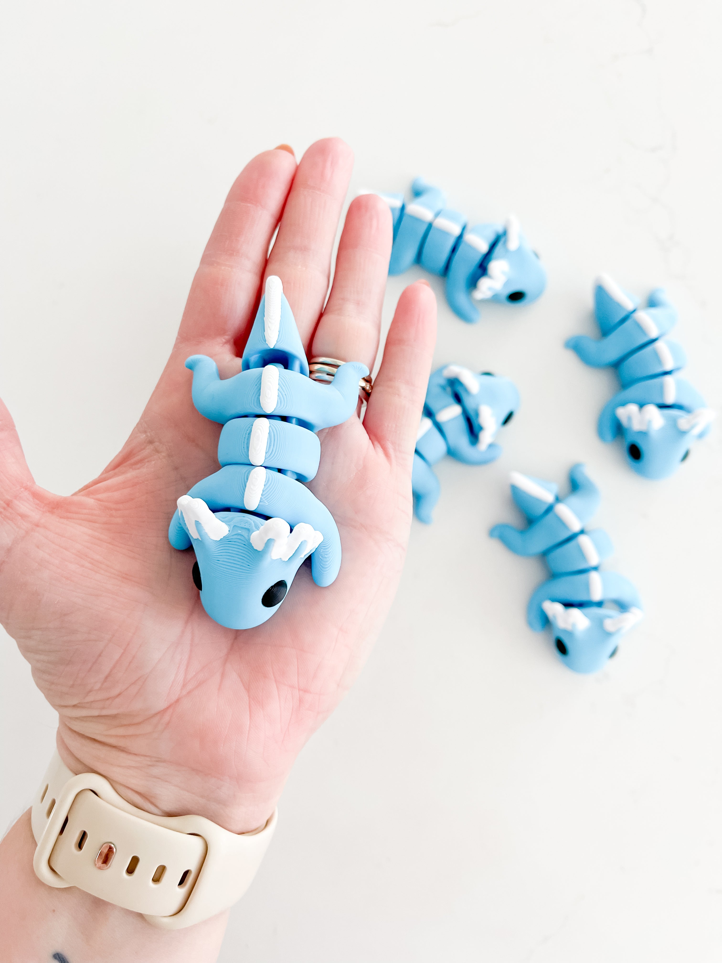 Baby Axolotl Fidget - MYSTERY color
