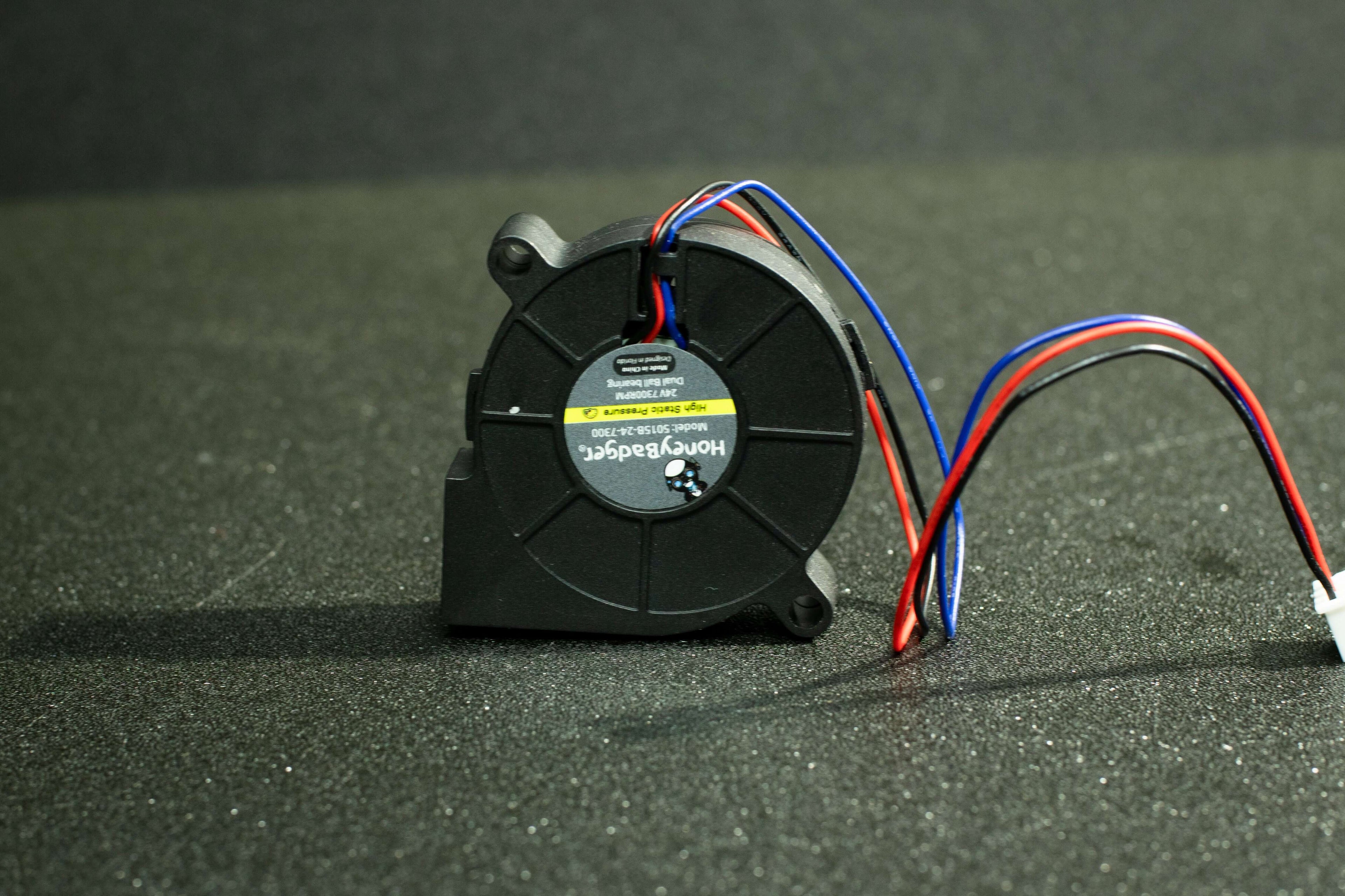 HoneyBadger Performance Series 5015 Blower Fans 2–4 Wire, PWM & Tach Options