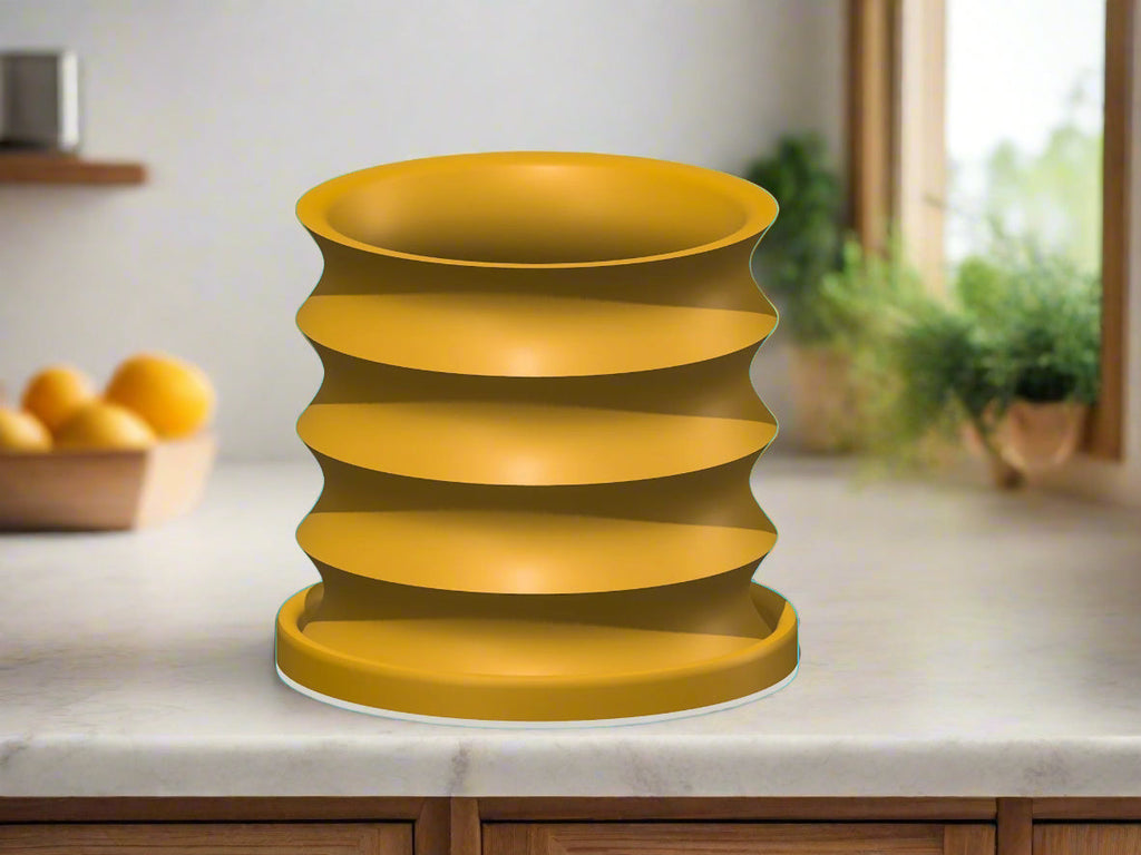 3D Printed Self-Watering Planter with Drainage – Modern Ribbed Indoor Pot