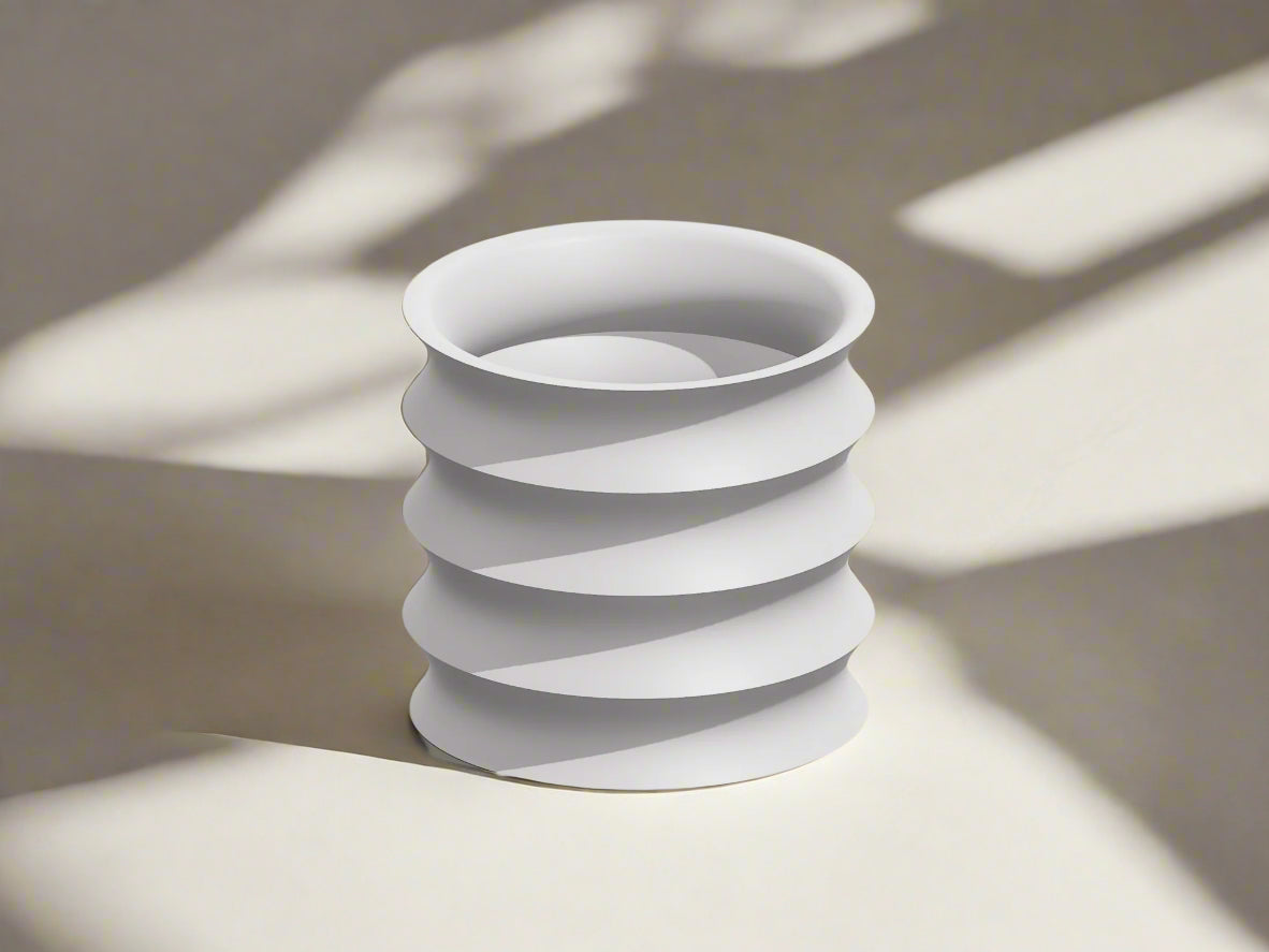 3D Printed Self-Watering Planter with Drainage – Modern Ribbed Indoor Pot