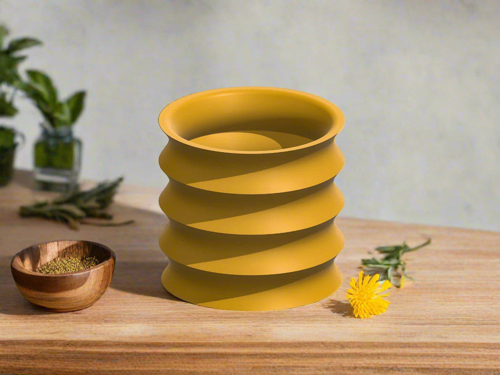 3D Printed Self-Watering Planter with Drainage – Modern Ribbed Indoor Pot