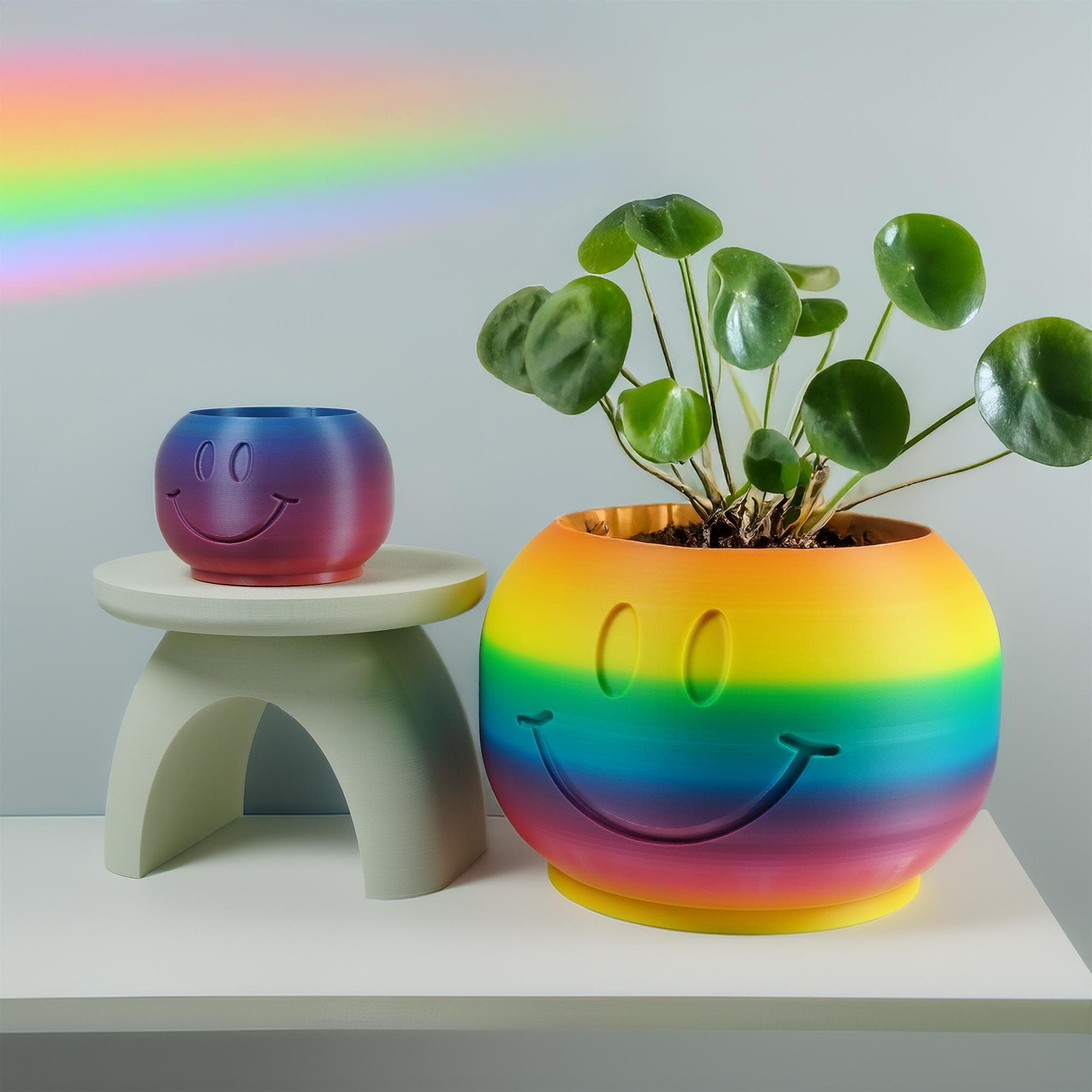 Happy Sprout Smiley Face Plant Pot with Drainage and Drip Tray – Cute Ghibli Decor Planter